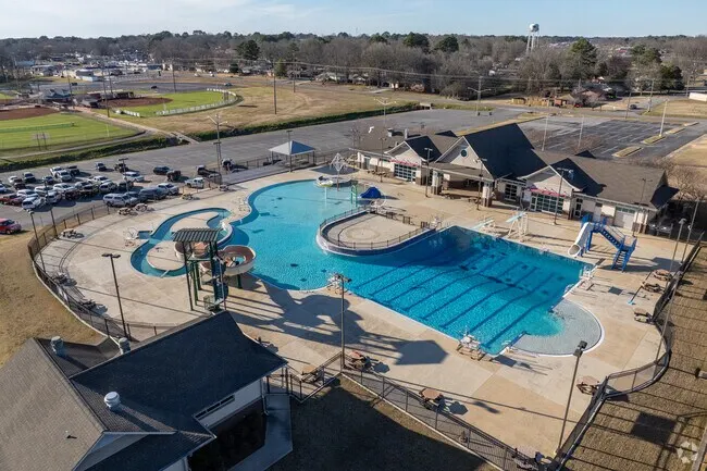 Hartselle Aquatic Center